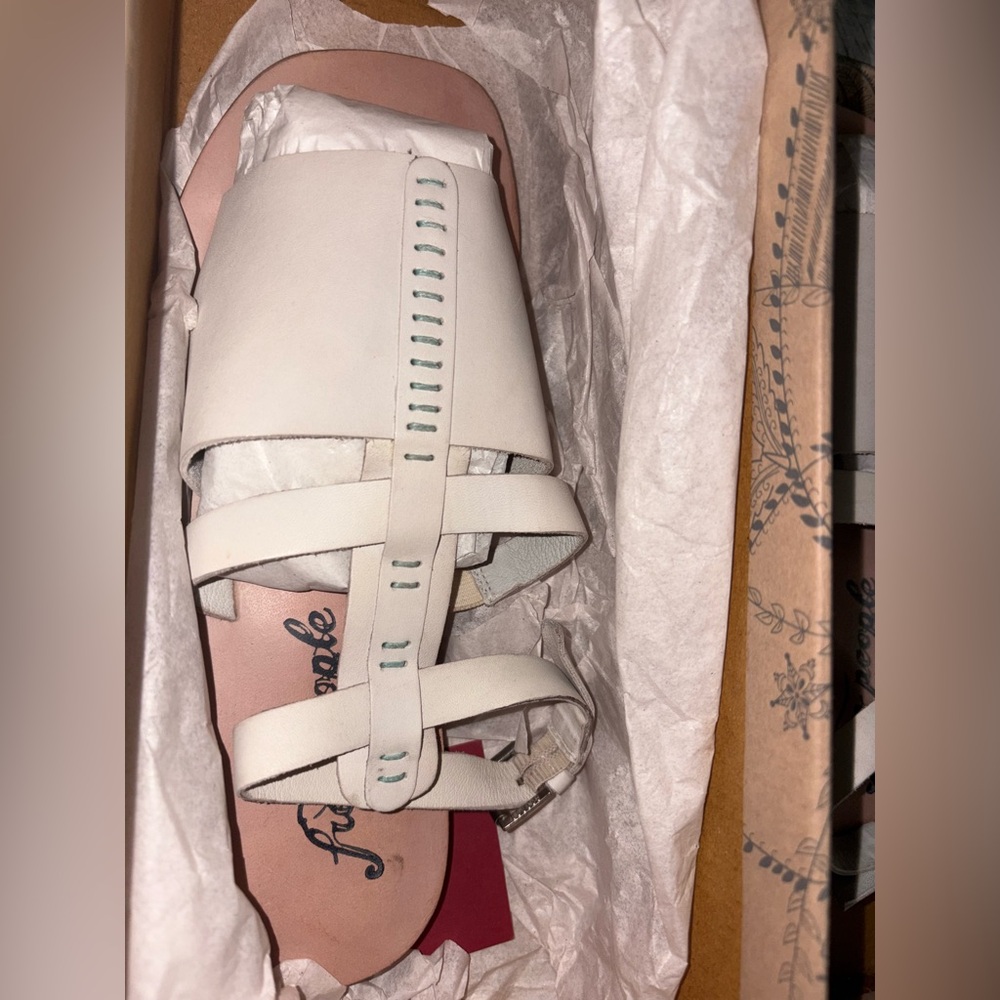 Free People Women's Long Weekend Sandals Off White - Picture 7 of 9
